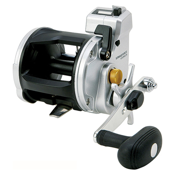 Daiwa Strikeforce 47LW LCA in der Gruppe Angelrollen / Trolling Rollen bei Sportfiskeprylar.se (200710)