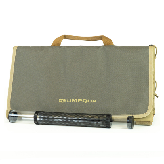 Umpqua ZS2 Tying Kit Tool Station - Olive in der Gruppe Verwahrung / Angeltaschen / Zubehörtaschen bei Sportfiskeprylar.se (NFD9366-ToolStation)