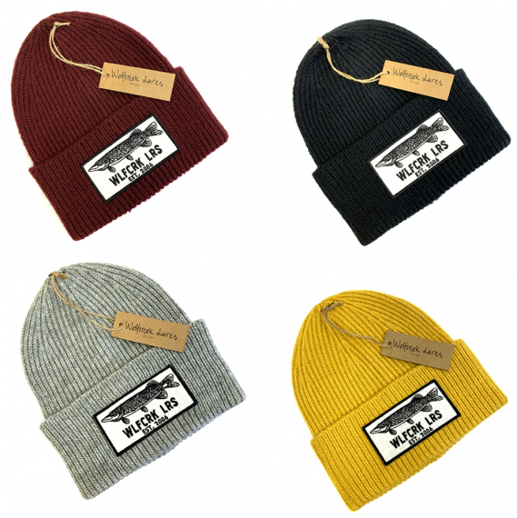 Wolfcreek Pike Patch Knitted Beanie (Onesize) in der Gruppe Kleidung & Schuhe / Kappen & Kopfbedeckungen / Mützen bei Sportfiskeprylar.se (WCL-00515r)